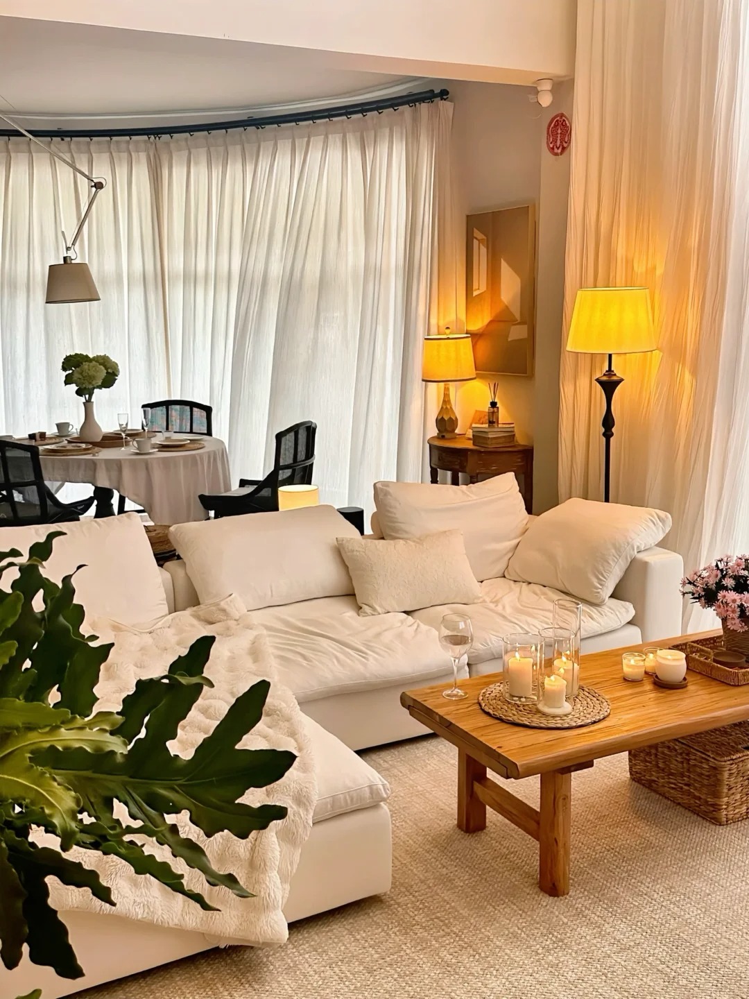 Nữ nhân viên văn phòng bỏ việc sống trong biệt thự 300m2, kiếm 193 triệu/tháng - Ảnh 5. Nữ nhân viên văn phòng bỏ việc sống trong biệt thự 300m2, kiếm 193 triệu/tháng - Ảnh 5.