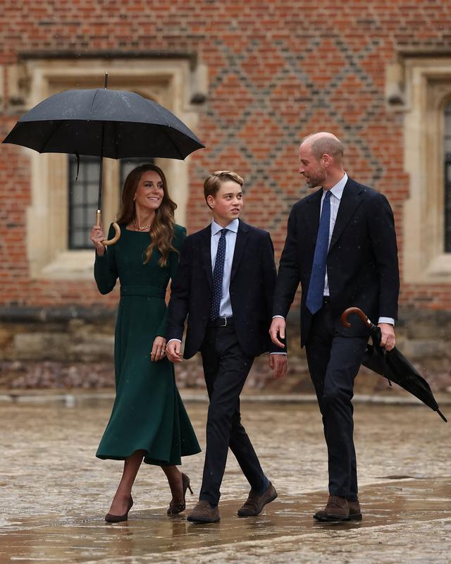 Ho&agrave;ng tử George bắt đầu học tại Eton College , tiếp bước cha v&agrave; ch&uacute; Harry - Ảnh 1.