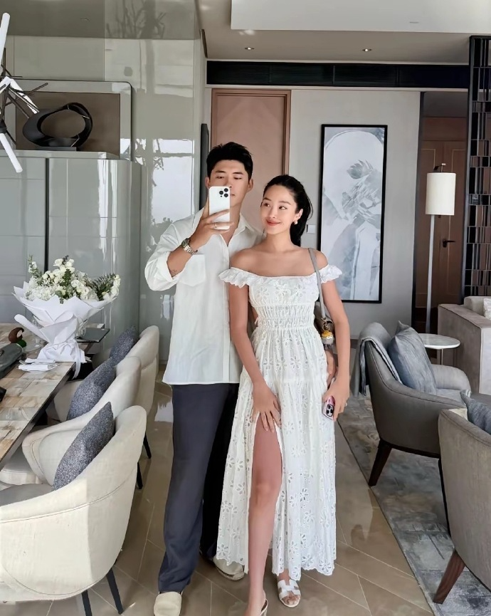 Dương Th&aacute;i Ngọc khoe chồng thiếu gia điển trai Trương Hướng Vinh c&ugrave;ng cuộc sống hạnh ph&uacute;c - Ảnh 6.