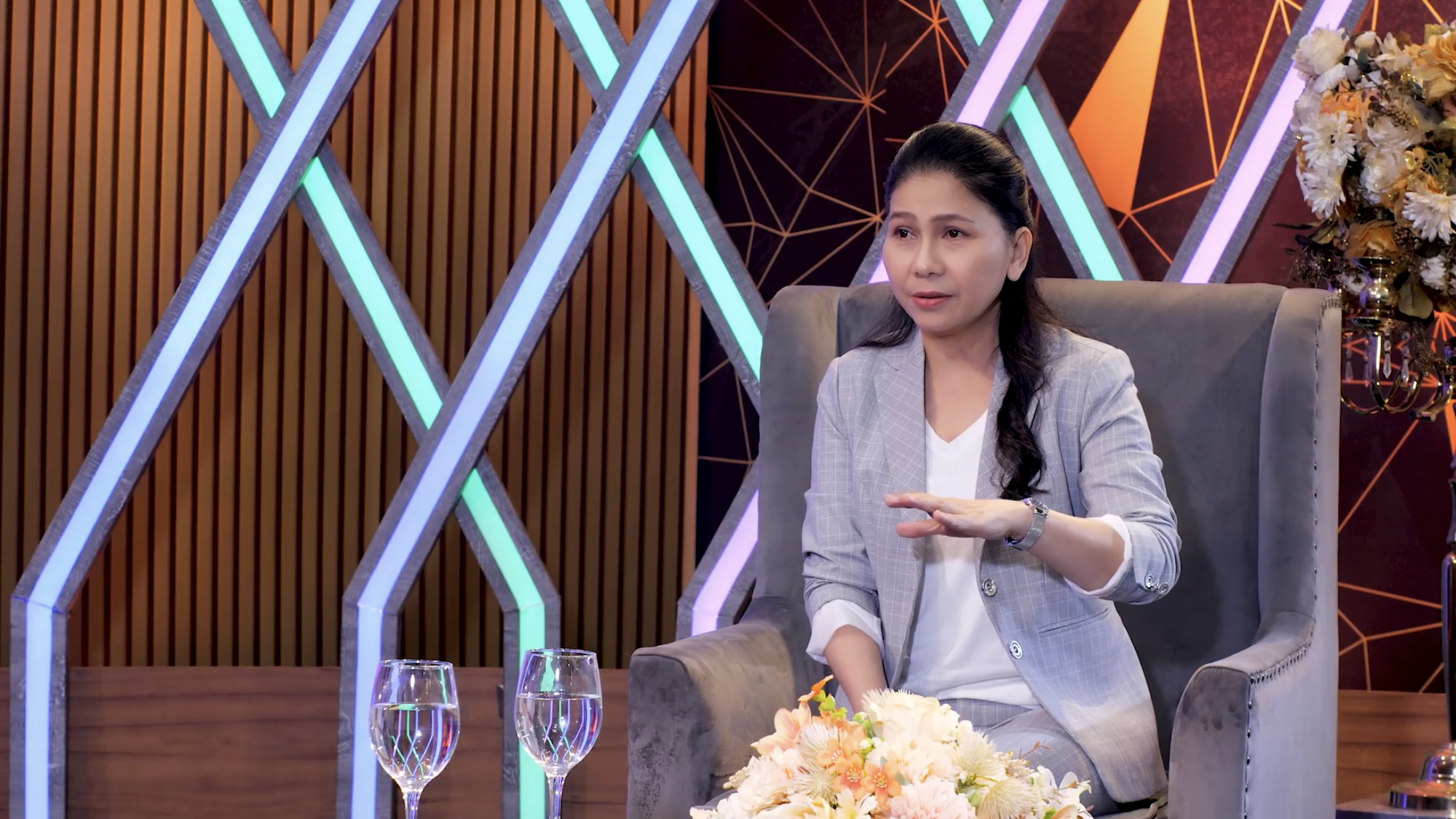 "Tôi nói thẳng, diễn viên không thể tự tung tự tác" - Ảnh 2. "Tôi nói thẳng, diễn viên không thể tự tung tự tác" - Ảnh 2.