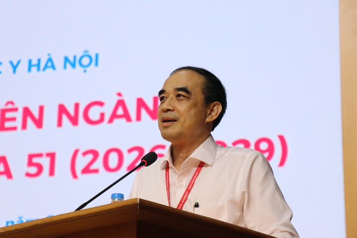 Hiệu trưởng Đại học Y H&agrave; Nội khẳng định t&iacute;nh minh bạch trong tuyển sinh b&aacute;c sĩ nội tr&uacute; 2026 - Ảnh 1.