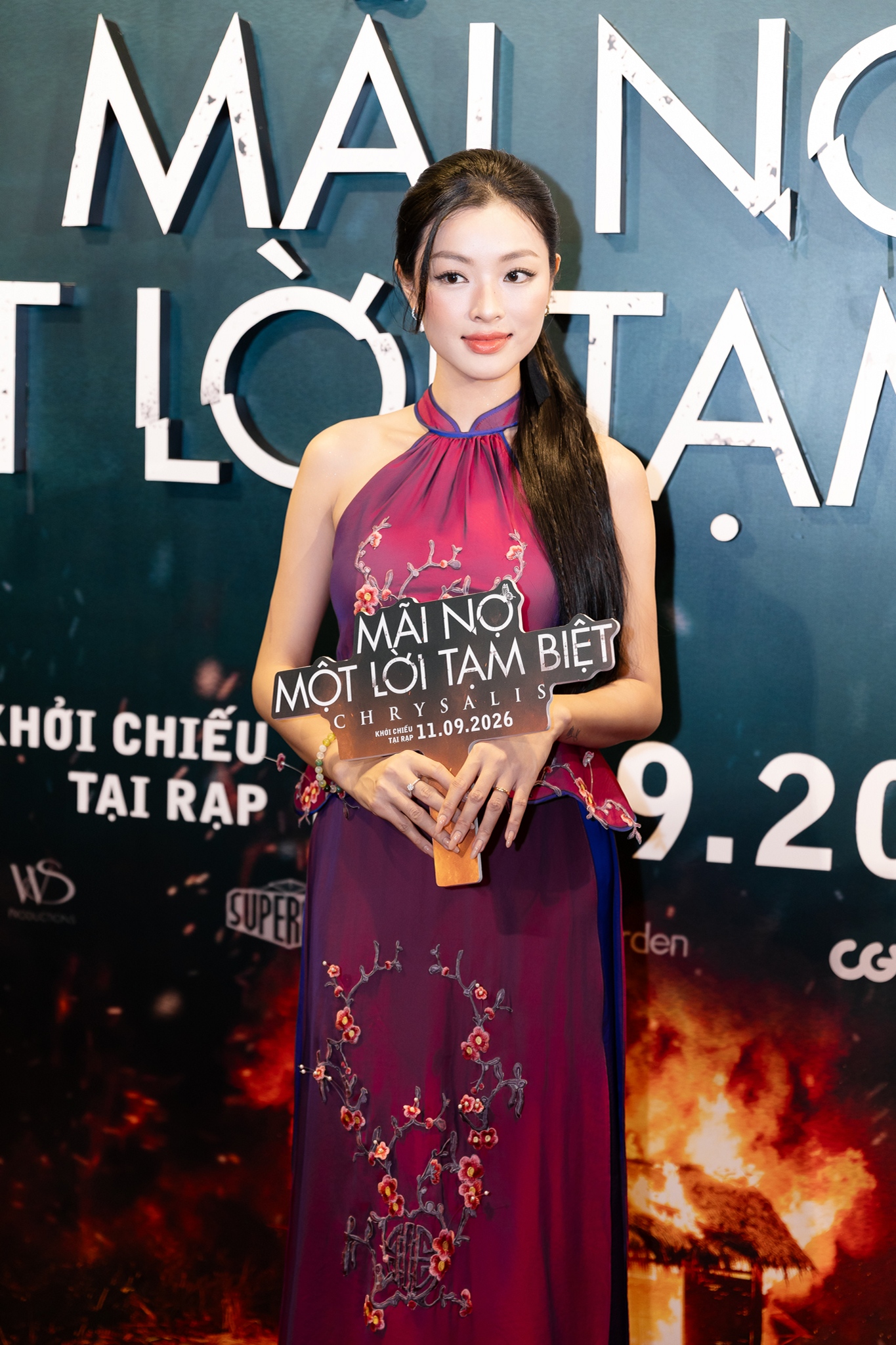 Lan Thy tỏa s&aacute;ng như Thư Kỳ tại sự kiện M&atilde;i Nợ Một Lời Tạm Biệt 2026 - Ảnh 2.