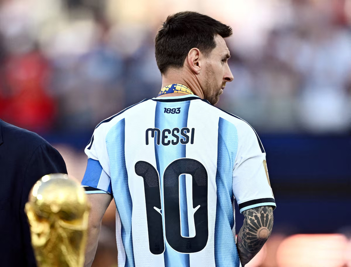 Lionel Messi tiếp quản CLB Eldense hạng Nh&igrave; T&acirc;y Ban Nha trong năm 2026 - Ảnh 1.