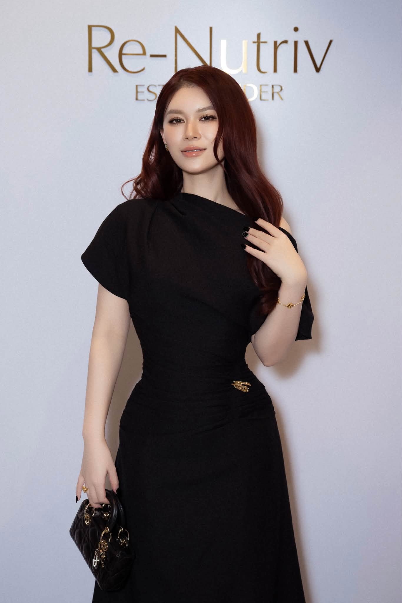 Ngọc Thanh T&acirc;m tiết lộ Sự thật về con số 7000 tỷ v&agrave; h&agrave;nh tr&igrave;nh nghệ thuật của m&igrave;nh - Ảnh 5.