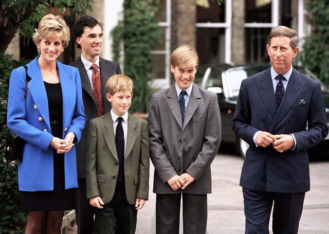 Ho&agrave;ng tử George bắt đầu học tại Eton College , tiếp bước cha v&agrave; ch&uacute; Harry - Ảnh 5.