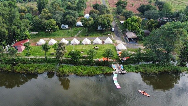 Việt Nam c&oacute; "t&uacute;i nước khổng lồ" giữa Nam Bộ rộng 32.000ha, chứa 2,7 tỷ m3 nước: &Ocirc;m trọn 74 h&ograve;n đảo lớn nhỏ, l&agrave;m nhiệm vụ đặc biệt suốt gần 40 năm - Ảnh 5.
