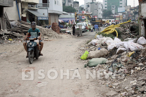 10-nam-khong-xong-2km-duong-cham-tre-noi-tiep-cham-tre