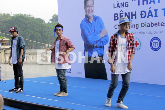 Giới trẻ Hà Thành nhảy flash mob để “thay đổi bệnh đái tháo đường” 2