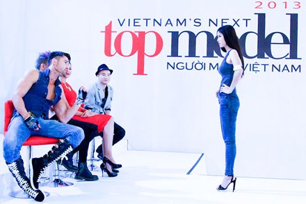 Những khoảnh khắc khó quên của nàng WAGs Việt đầu tiên thi Vietnam’s Next Top Model