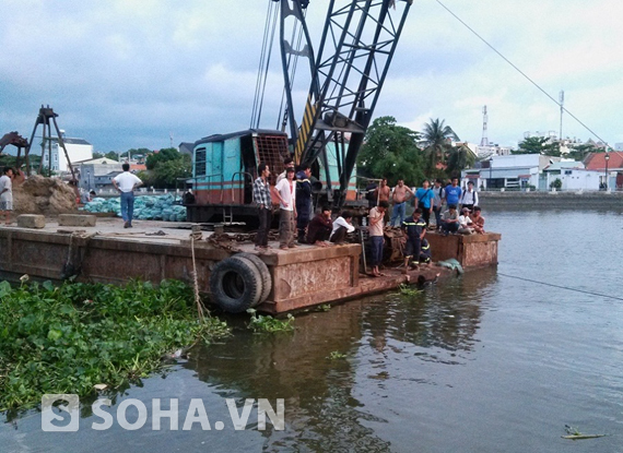 
	Khu vực nơi anh Toàn bị trượt ngã xuống nước và mất tích