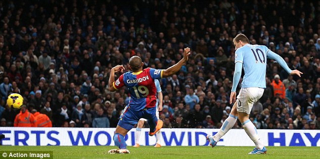  	Edin Dzeko ghi bàn thắng duy nhất cho Man City