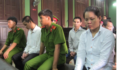 Con gái, phi công trẻ,  giết mẹ, phi tang, Nguyễn Thị Thắm , tan vỡ