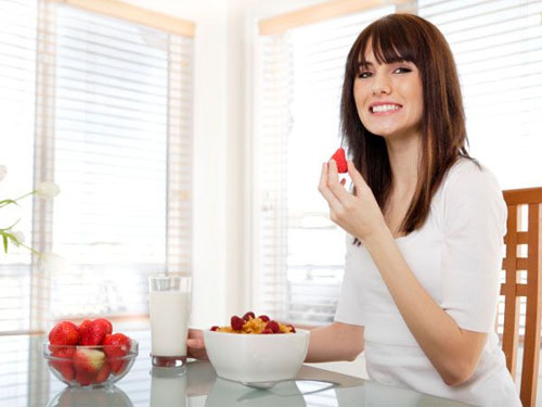 8 thói quen ăn sáng làm hại cơ thể bạn 1