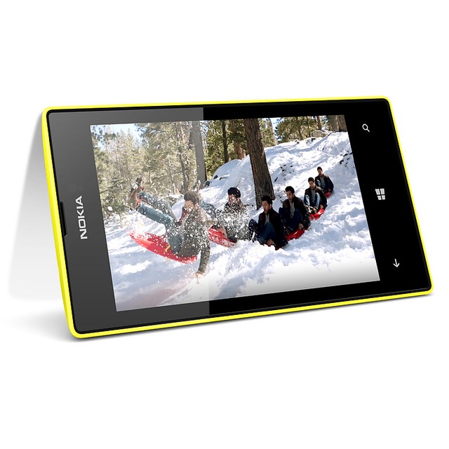 Lumia 525 sẽ bán tại Việt Nam từ 15/12 với giá 3,5 triệu đồng 1