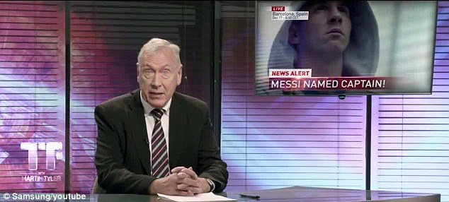  	Martin Tyler đóng vai người dẫn tin tức truyền hình