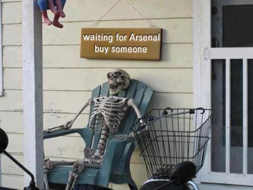 	Đợi Arsenal mua được 1 