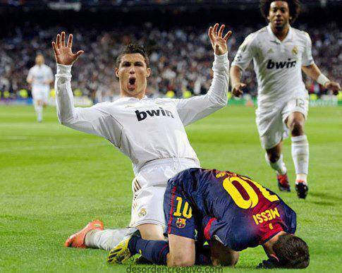 	Ronlado và Messi họ đang làm gì vậy nhỉ?