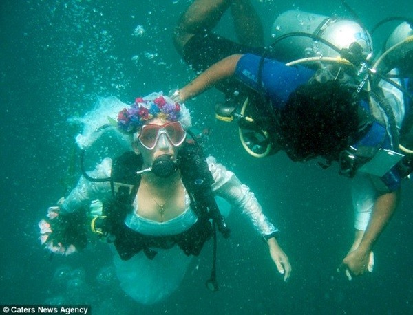 Lễ cưới dưới nước long lanh tại thiên đường Maldives 9