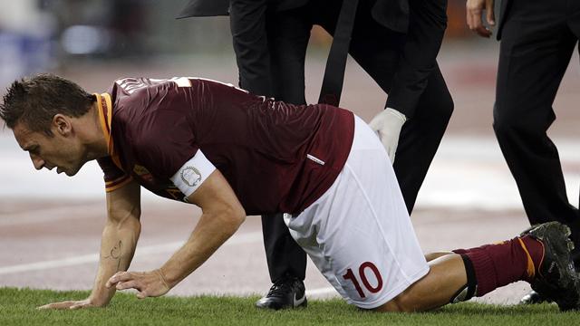 
	Totti cần phải được nghỉ ngơi trong khoảng ít nhất 1 tháng