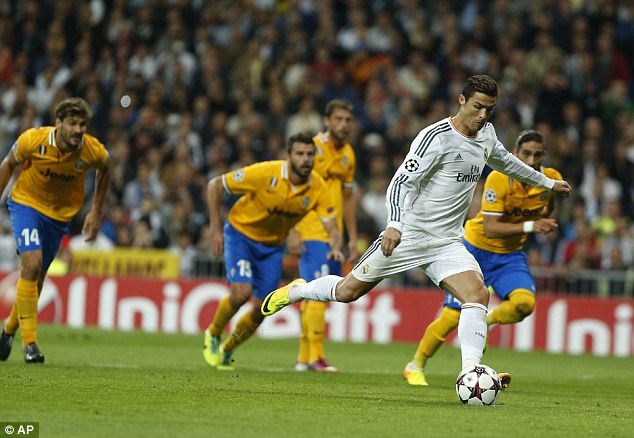 
	Ngoài pha ngã có phần quá đáng, Cris Ronaldo đã chơi tuyệt hay đêm qua