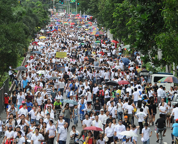 Khoảng 10.000 tập trung tại công viên trung tâm ở thủ đô Manila ở Philippines, để biểu tình chống nạn tham nhũng.