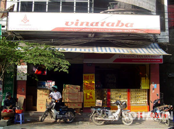 Chi cục Quản lý Thị trường Hà Nội và Hiệp hội thuốc lá Việt Nam đã tiến hành họp và phổ biến quy định cấm kinh doanh thuốc lá lậu tới các hộ kinh doanh trên địa bàn Hà Nội.