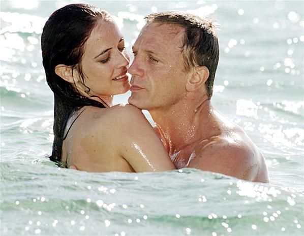 Bí quyết James Bond chinh phục Vesper Lynd trong “Casino Royale”