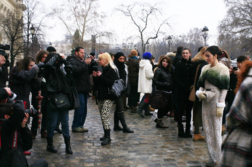 Lý Nhã Kỳ sang Paris dự show Chanel - 3