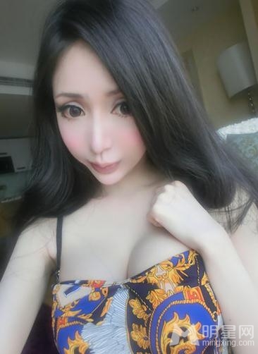 "Người đẹp mặt sáp" lộ ảnh hot hơn cả Can Lộ Lộ 5