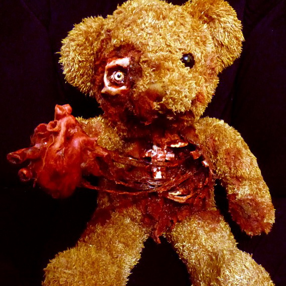 Teddy Zombie - một sự kết hợp độc đáo giữa gấu bông và kinh dị. Hãy xem ảnh liên quan và cùng trầm mình trong thế giới của Teddy Zombie.