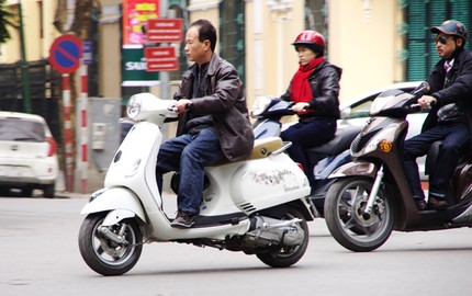 Hà Nội: Càng trẻ, càng giàu, càng coi thường luật 18