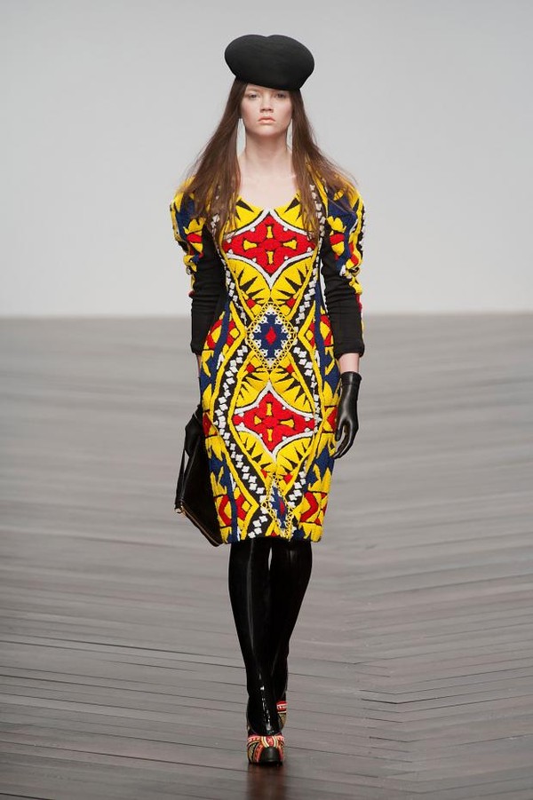 London Fashion Week: Càng hở, càng quái, càng nổi bật 29