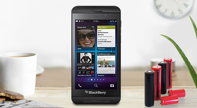 "Pin" của BlackBerry Z10 không hề yếu 1