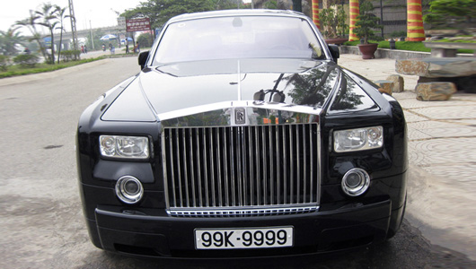 Dàn Rolls-Royce Phantom biển tứ quý 'cực độc' tại VN