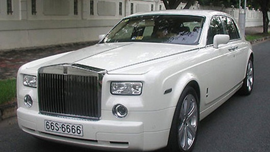 Dàn Rolls-Royce Phantom biển tứ quý 'cực độc' tại VN