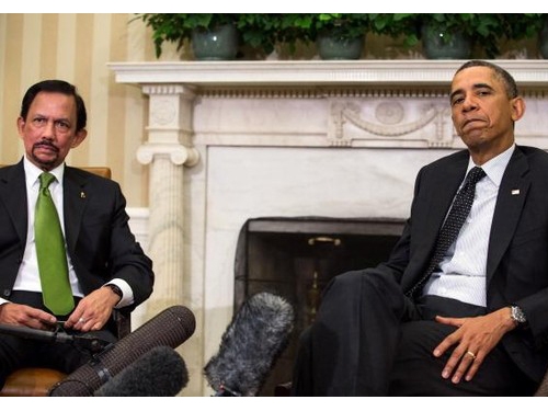 Tổng thống Obama và quốc vương Brunei Hassanal Bolkia tại phòng Bầu dục của Nhà Trắng