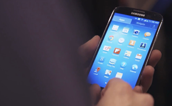 Trên tay siêu phẩm mới: Samsung Galaxy S IV 8