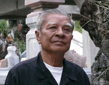 Ông Nguyễn Ngọc Ẩn người thừa kế khu lăng mộ 3.000 cây vàng