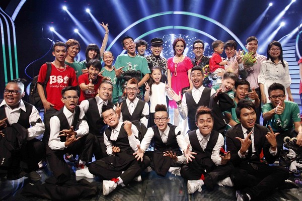 "Búng sĩ" ngậm ngùi dừng chân Got Talent 11