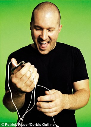 Jony Ive: “Người cứu rỗi” Apple khi đang "hấp hối" 5