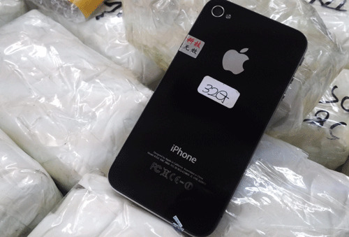 Công an Hà Nội triệt phá vụ vận chuyển điện thoại iPhone 4 lậu lớn nhất từ trước tới nay 3