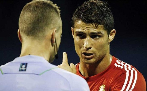 
	CR7 có ấn tượng ko tốt với trọng tài Svein Oddvar Moen