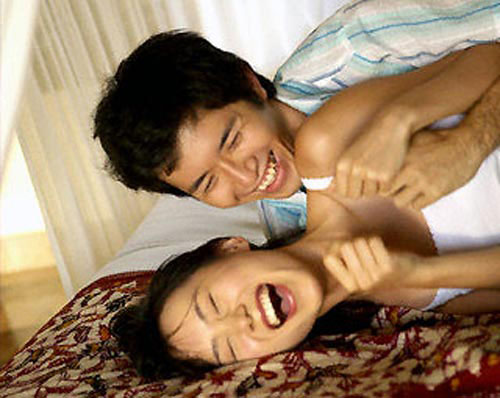 "Yêu" khi say rượu, chấn thương vùng kín? - 2