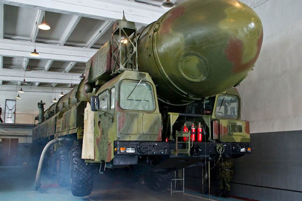 'Đột nhập' tiểu đoàn tên lửa đạn đạo liên lục địa Topol của Nga - Phần 1