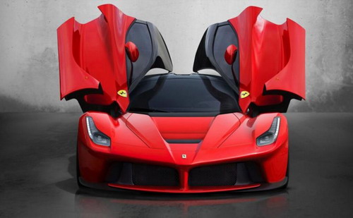 Chủ nhân chiếc La Ferrari đầu tiên là ai?