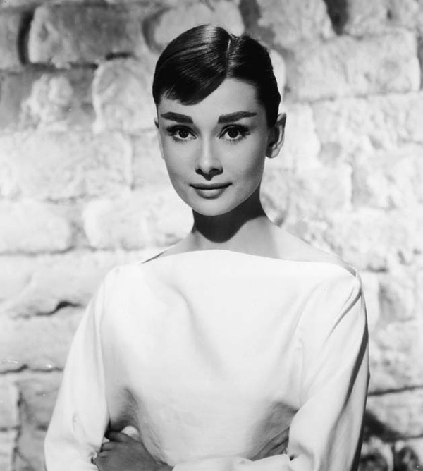  Audrey Hepburn: "Tại sao mọi người lại nghĩ tôi đẹp?" 