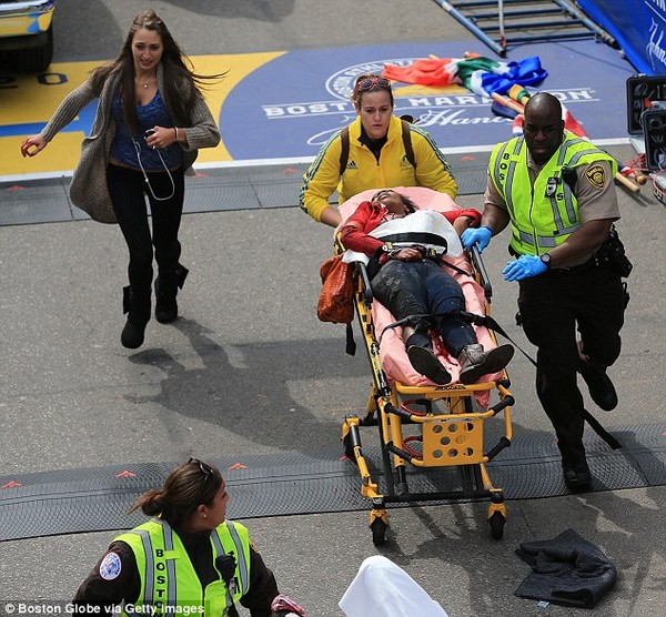 Toàn cảnh cuộc săn lùng nghi phạm 'nghẹt thở' vụ đánh bom kép ở Boston