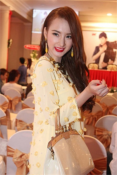 Angela Phương Trinh liên tục gây bão, Phim, angela phuong trinh, gay bao, gay soc, sua mui, ban khoa than, nu hoang scandal tuoi teen, phim, phim moi, phim hay