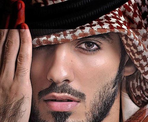 Hotboy 9x Ả Rập Omar Borkan-Al Gal là mẫu đình đám trên các tạp chí