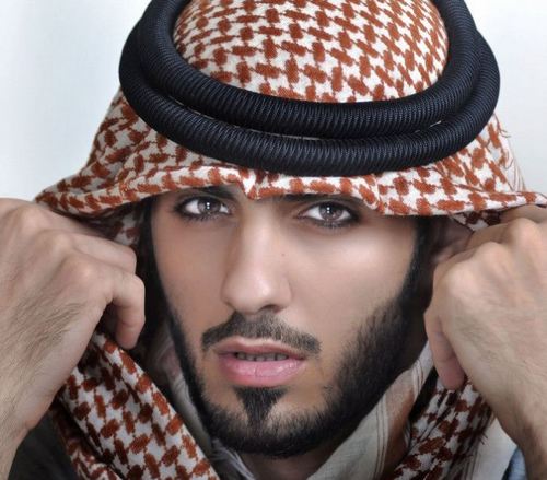 Hotboy 9x Ả Rập Omar Borkan-Al Gal là mẫu đình đám trên các tạp chí
